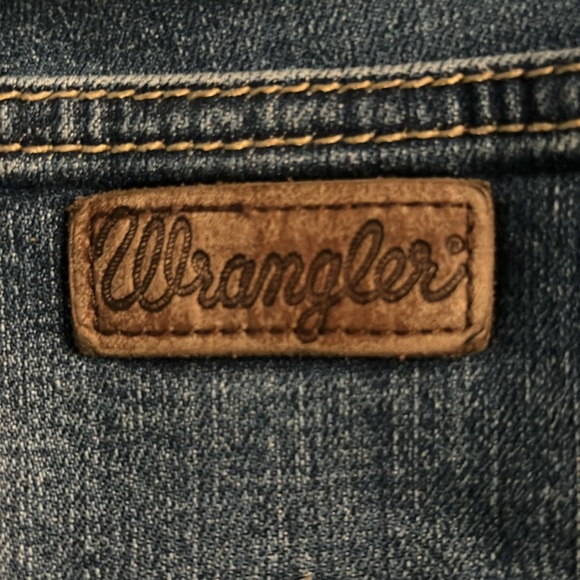 Wrangler shorts - Picture 3 of 6